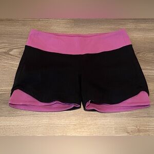 Athleta Veta Yoga Shorts Two Tone Purple Women’s size Medium